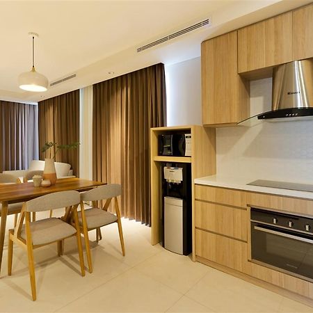 Aviary Bintaro Hotel Serpong Exterior photo